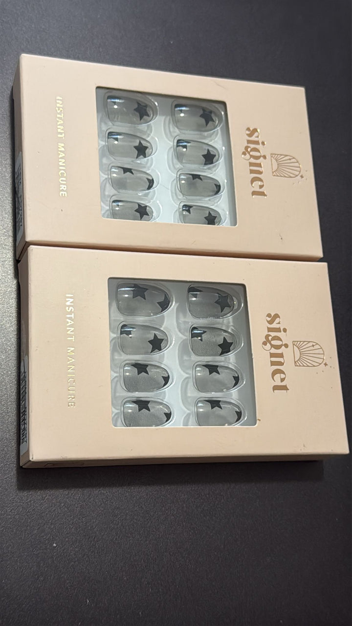Signet Instant Manicure Press On Nails