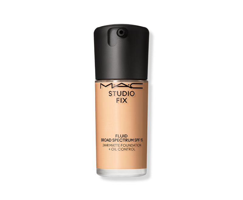 Mac Cosmetics Studio Fix Fluid SPF15 24HR Matte Foundation + Oil Control Nc 17