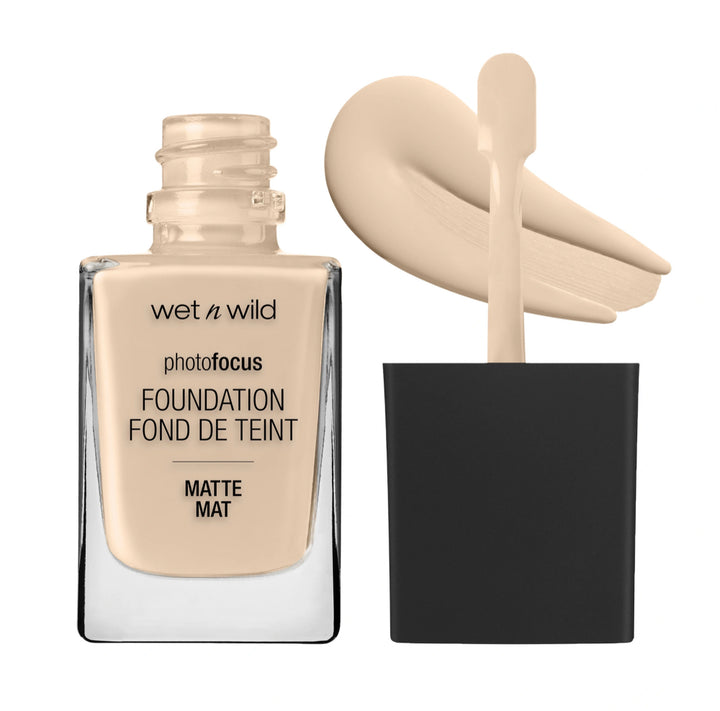 Wet n Wild Photo Focus Foundation Matte Oil-Free Longwear Liquid Foundation