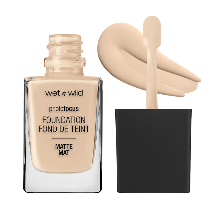 Wet n Wild Photo Focus Foundation Matte Oil-Free Longwear Liquid Foundation