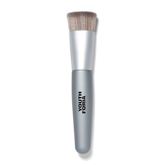 Youth Foria Oval Foundation Brush 303