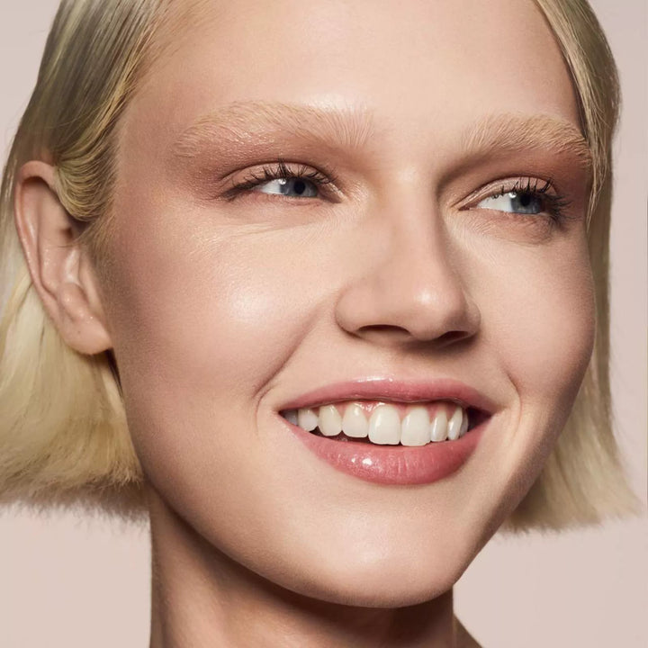 Fenty Beauty Gloss Bomb Universal Lip Luminizer Fussy 02