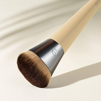 EcoTools Wonder Cover Makeup Brush, Blending Brush for Liquid or Cream Foundation