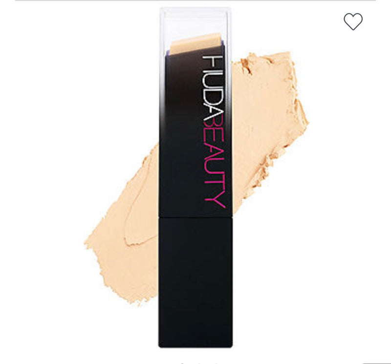 Huda Beauty Faux Filter Skin Finish Buildable Coverage Foundation Stick Panna Cotta