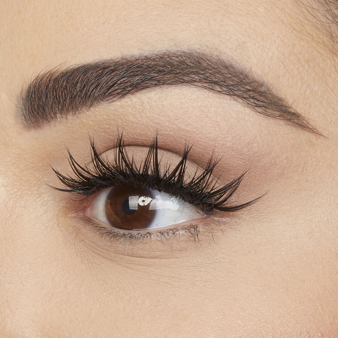 Huda Beauty Classic False Sasha Olivia #11